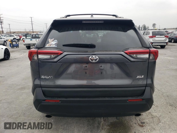 2021 Toyota RAV4 XLE with VIN 2T3W1RFV6MW167575, listed as a Copart auction lot 53100145 with 33,290 mi miles and Clean Title. Bid and sale history available at carsss.com. Image 6.
