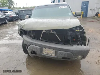 2002 Chevrolet Avalanche with VIN 3GNEK13T42G172064, listed as a Copart auction lot 51259735 with 212,715 mi miles and Salvage Title. Bid and sale history available at carsss.com. Image 5.
