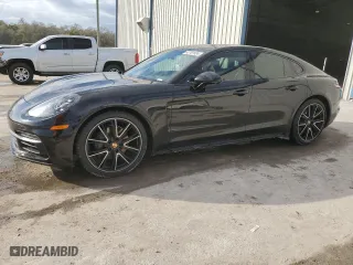 2018 Porsche Panamera with VIN WP0AA2A77JL109788, listed as a Copart auction lot 42781524 with 76,897 mi miles. Bid and sale history available at carsss.com. Image 1.