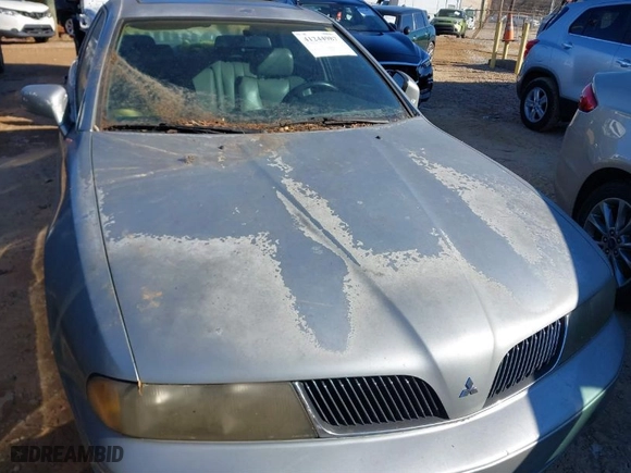2002 Mitsubishi Diamante LS with VIN 6MMAP67PX2T002710, listed as a IAAI auction lot 41244987 with 135,039 mi miles. Bid and sale history available at carsss.com. Image 6.