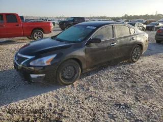 2015 Nissan Altima 2.5 with VIN 1N4AL3APXFC123407, listed as a Copart auction lot 52357525 with 124,758 mi miles and Clean title. Bid and sale history available at DreamBid. Image 1.