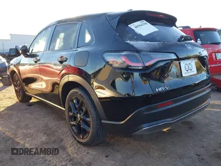 2023 Honda HR-V Sport with VIN 3CZRZ1H51PM736708, listed as a IAAI auction lot 40904390 with 43,228 mi miles. Bid and sale history available at carsss.com. Image 3.