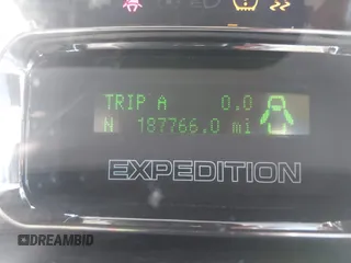 2012 Ford Expedition Limited с VIN 1FMJU2A54CEF54983, выставлен на аукционе IAAI как лот 41634529 с пробегом 187 766 миль миль и . История ставок и продаж доступна на DreamBid. Изображение 15.