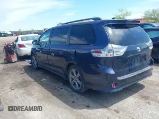 2018 Toyota Sienna SE with VIN 5TDXZ3DC7JS911192, listed as a IAAI auction lot 42210834 with 105,575 mi miles and . Bid and sale history available at DreamBid. Image 3.