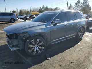 2018 Volvo XC90 Inscription with VIN YV4A22PL2J1326885, listed as a Copart auction lot 42523175 with 84,719 mi miles and Salvage Title. Bid and sale history available at carsss.com. Image 1.