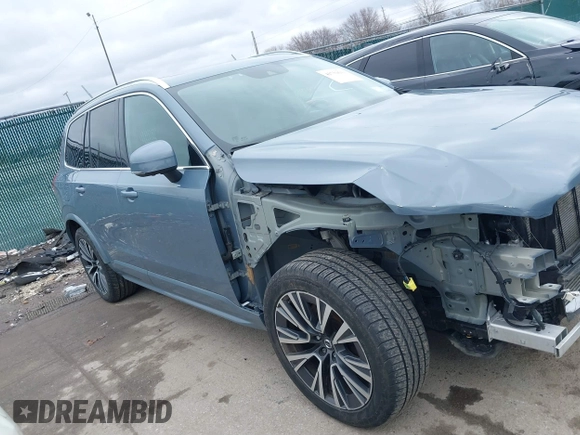 2021 Volvo XC90 Momentum with VIN YV4102PK4M1763398, listed as a IAAI auction lot 41731611 with 81,607 mi miles. Bid and sale history available at carsss.com. Image 14.