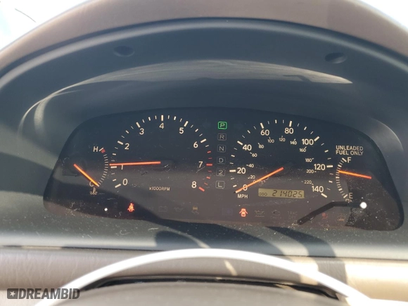 1998 Lexus ES 300 Luxury Sport Sdn with VIN JT8BF28G7W0142096, listed as a Copart auction lot 44586765 with 214,025 mi miles and Salvage Title. Bid and sale history available at carsss.com. Image 9.