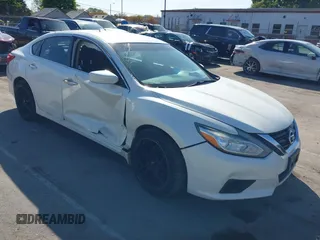 2016 Nissan Altima SR with VIN 1N4AL3AP0GC187327, listed as a IAAI auction lot 42001667 with 175,649 mi miles and . Bid and sale history available at carsss.com. Image 1.
