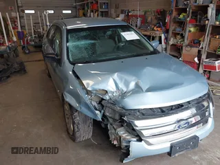 2010 Ford Fusion Hybrid z VIN 3FADP0L34AR276532, wystawiony jako IAAI lot #41491883 z przebiegiem 159 076 mil mil oraz . Historia ofert i sprzedaży dostępna na DreamBid. Obrazek 1.