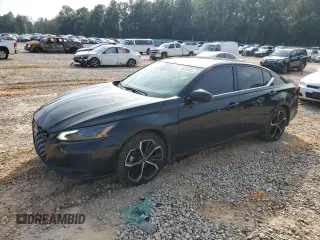 2023 Nissan Altima 2.5 SR with VIN 1N4BL4CV5PN309335, listed as a Copart auction lot 46465655 with 52,015 mi miles and Salvage Title. Bid and sale history available at carsss.com. Image 1.