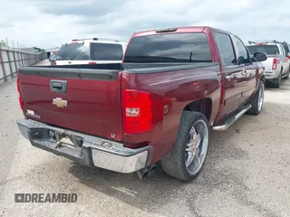 2009 Chevrolet Silverado 1500 LT with VIN 3GCEC23C89G108938, listed as a IAAI auction lot 42052075 with 189,957 mi miles. Bid and sale history available at carsss.com. Image 4.