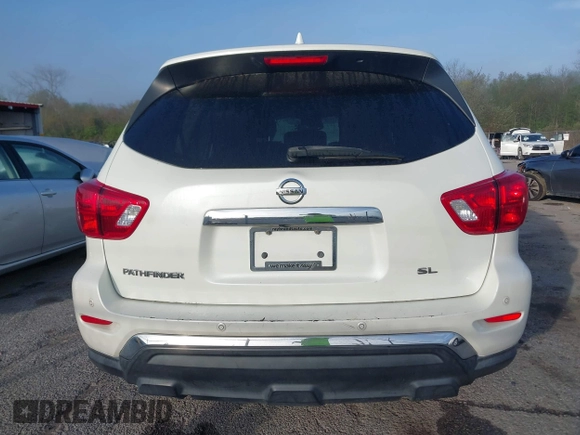 2020 Nissan Pathfinder SL with VIN 5N1DR2CNXLC576400, listed as a IAAI auction lot 41855270 with 158,502 mi miles. Bid and sale history available at carsss.com. Image 16.
