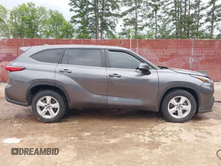 2021 Toyota Highlander L with VIN 5TDCZRAH2MS055113, listed as a IAAI auction lot 41947641 with 58,245 mi miles and . Bid and sale history available at DreamBid. Image 13.