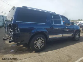2007 Lincoln Navigator L with VIN 5LMFL28597LJ11953, listed as a Copart auction lot 69193304 with 186,594 mi miles and Salvage Title. Bid and sale history available at carsss.com. Image 3.