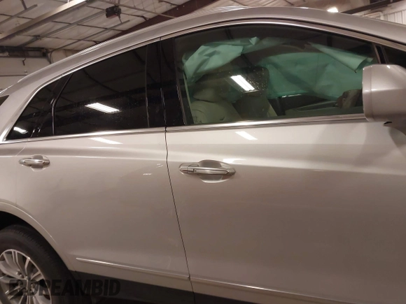 2017 Cadillac XT5 Premium Luxury AWD with VIN 1GYKNERS1HZ282954, listed as a IAAI auction lot 41217097 with 63,154 mi miles. Bid and sale history available at carsss.com. Image 14.