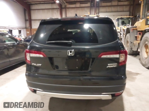 2020 Honda Pilot Touring 7-Passenger with VIN 5FNYF6H63LB032301, listed as a IAAI auction lot 38419333 with 50,433 mi miles and . Bid and sale history available at carsss.com. Image 17.
