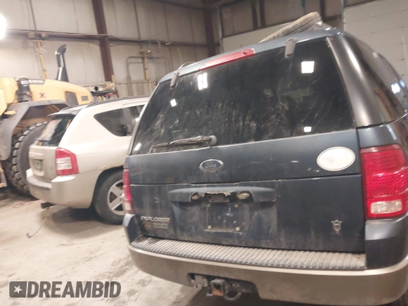 2002 Ford Explorer Eddie Bauer with VIN 1FMDU74W02ZD00032, listed as a IAAI auction lot 41526357 with Not provided miles and . Bid and sale history available at DreamBid. Image 15.