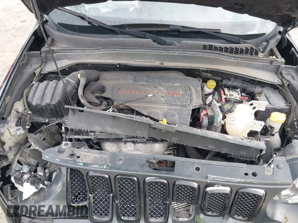 2018 Jeep Renegade Altitude with VIN ZACCJBBB8JPJ33232, listed as a IAAI auction lot 42365996 with 45,423 mi miles and . Bid and sale history available at DreamBid. Image 10.