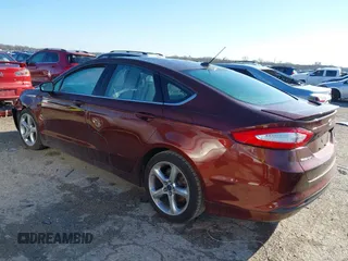 2015 Ford Fusion SE with VIN 3FA6P0HD8FR182977, listed as a IAAI auction lot 41758864 with 82,399 mi miles. Bid and sale history available at carsss.com. Image 3.