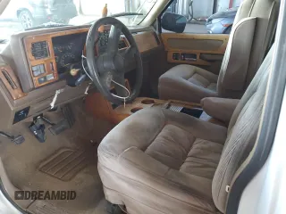 1994 GMC Sierra 1500 with VIN 1GDEC19K8RE532146, listed as a Copart auction lot 52120825 with 232,171 mi miles and Salvage Title. Bid and sale history available at DreamBid. Image 7.