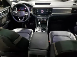 2023 Volkswagen Atlas SEL Premium R-Line с VIN 1V2FE2CA8PC223437, выставлен на аукционе Copart как лот 84417584 с пробегом 25 368 миль миль и Списание • Salvage title. История ставок и продаж доступна на DreamBid. Изображение 8.