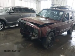 2000 Jeep Cherokee Classic with VIN 1J4FF58S5YL202378, listed as a IAAI auction lot 40864657 with Not provided miles and . Bid and sale history available at DreamBid. Image 6.