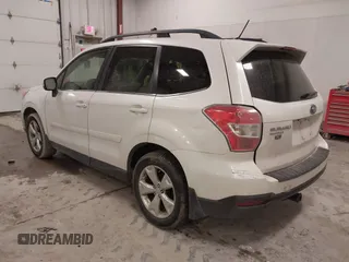 2015 Subaru Forester 2.5i Limited with VIN JF2SJAHC1FH447474, listed as a IAAI auction lot 41638702 with 224,584 mi miles. Bid and sale history available at carsss.com. Image 3.