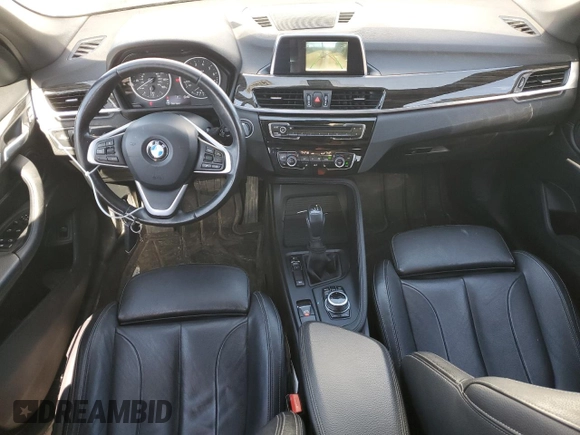 2018 BMW X1 xDrive28i z VIN WBXHT3C35J5K29010, wystawiony jako Copart lot #47537165 z przebiegiem 90 779 mil mil oraz Szkoda całkowita • Salvage title. Historia ofert i sprzedaży dostępna na DreamBid. Obrazek 8.