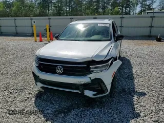 2022 Volkswagen Tiguan SE R-Line Black with VIN 3VVCB7AX5NM058171, listed as a Copart auction lot 51778885 with 61,196 mi miles and Salvage Title. Bid and sale history available at DreamBid. Image 14.