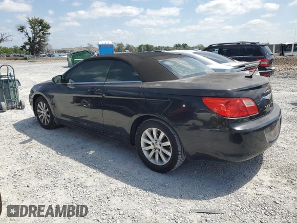 2010 Chrysler Sebring Touring z VIN 1C3BC5ED9AN153512, wystawiony jako Copart lot #54337055 z przebiegiem 134 560 mil mil oraz Szkody całkowita. Historia ofert i sprzedaży dostępna na DreamBid. Obrazek 2.