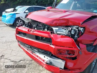 2022 Toyota 4Runner TRD Sport with VIN JTESU5JR2N6013405, listed as a IAAI auction lot 42611930 with 31,895 mi miles and . Bid and sale history available at DreamBid. Image 6.