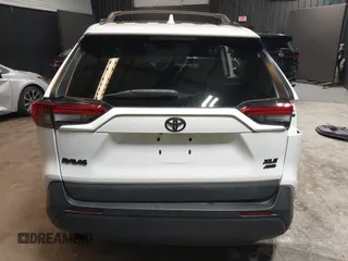 2021 Toyota RAV4 XLE with VIN 2T3P1RFV3MC166504, listed as a IAAI auction lot 42600429 with 63,193 mi miles and . Bid and sale history available at DreamBid. Image 17.