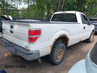 2010 Ford F-150 z VIN 1FTNF1CV7AKE05392, wystawiony jako IAAI lot #42422998 z przebiegiem 147 274 mil mil oraz . Historia ofert i sprzedaży dostępna na DreamBid. Obrazek 4.