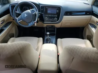 2014 Mitsubishi Outlander SE z VIN JA4AZ3A39EZ016327, wystawiony jako Copart lot #59977075 z przebiegiem 77 214 mil mil oraz Szkoda całkowita • Salvage title. Historia ofert i sprzedaży dostępna na DreamBid. Obrazek 8.