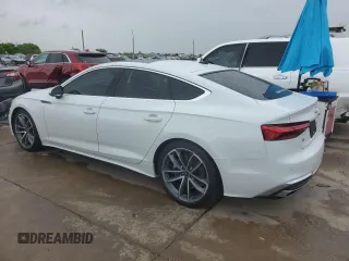 2023 Audi A5 Sportback S line Premium z VIN WAUDACF54PA024628, wystawiony jako Copart lot #49966604 z przebiegiem 15 396 mil mil oraz Czysty tytuł • Clean title. Historia ofert i sprzedaży dostępna na DreamBid. Obrazek 2.