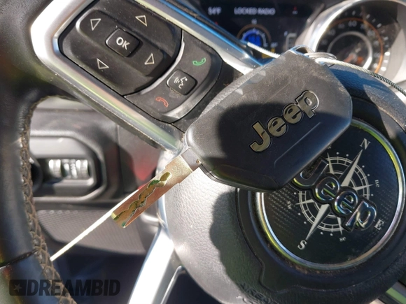 2021 Jeep Gladiator Overland with VIN 1C6HJTFG0ML507773, listed as a IAAI auction lot 41617970 with 95,816 mi miles and . Bid and sale history available at DreamBid. Image 11.