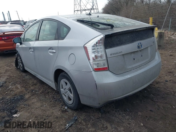 2010 Toyota Prius II with VIN JTDKN3DU8A0119389, listed as a IAAI auction lot 41705483 with 207,737 mi miles. Bid and sale history available at carsss.com. Image 3.