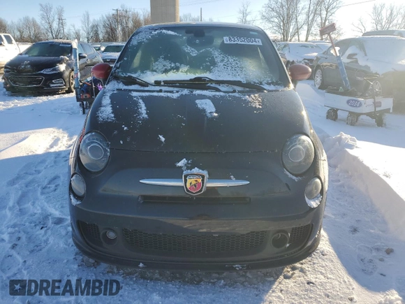 2017 FIAT 500 Abarth z VIN 3C3CFFFH3HT522586, wystawiony jako Copart lot #83352004 z przebiegiem 80 600 mil mil oraz Szkoda całkowita • Salvage title. Historia ofert i sprzedaży dostępna na DreamBid. Obrazek 5.