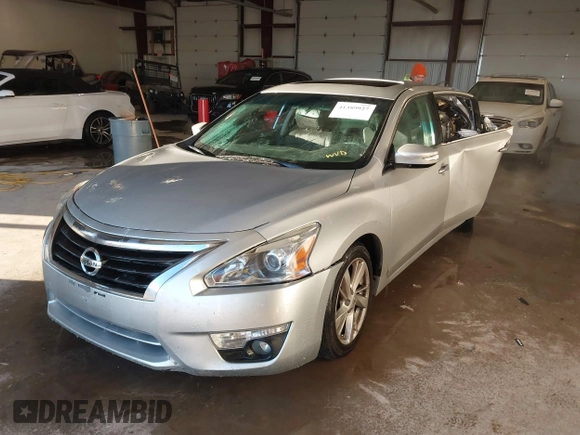 2014 Nissan Altima SL with VIN 1N4AL3AP6EN229713, listed as a IAAI auction lot 41389927 with 152,455 mi miles and . Bid and sale history available at DreamBid. Image 17.