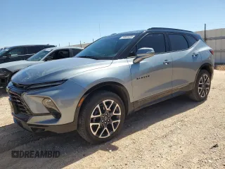 2024 Chevrolet Blazer RS z VIN 3GNKBERS8RS181723, wystawiony jako Copart lot #55898855 z przebiegiem 18 349 mil mil oraz Szkoda całkowita • Salvage title. Historia ofert i sprzedaży dostępna na DreamBid. Obrazek 1.