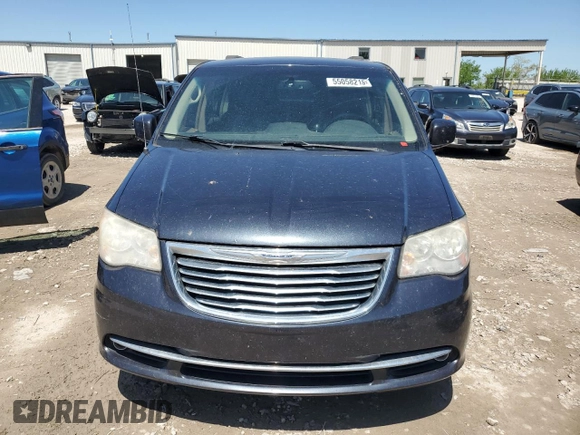 2014 Chrysler Town & Country Touring with VIN 2C4RC1BG3ER247413, listed as a Copart auction lot 55058215 with 227,801 mi miles and Clean Title. Bid and sale history available at carsss.com. Image 5.
