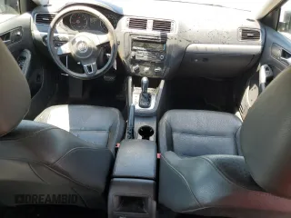 2013 Volkswagen Jetta SE с VIN 3VWDX7AJ2DM277519, выставлен на аукционе Copart как лот 55240695 с пробегом 161 607 миль миль и Списание • Salvage title. История ставок и продаж доступна на DreamBid. Изображение 8.