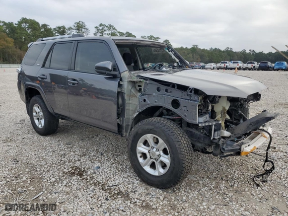2019 Toyota 4Runner SR5 with VIN JTEZU5JR1K5194660, listed as a Copart auction lot 82414564 with 75,069 mi miles and Clean Title. Bid and sale history available at carsss.com. Image 4.