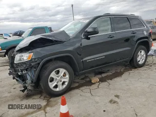 2014 Jeep Grand Cherokee Laredo with VIN 1C4RJFAG3EC354877, listed as a Copart auction lot 49895145 with 174,035 mi miles and Salvage Title. Bid and sale history available at carsss.com. Image 1.