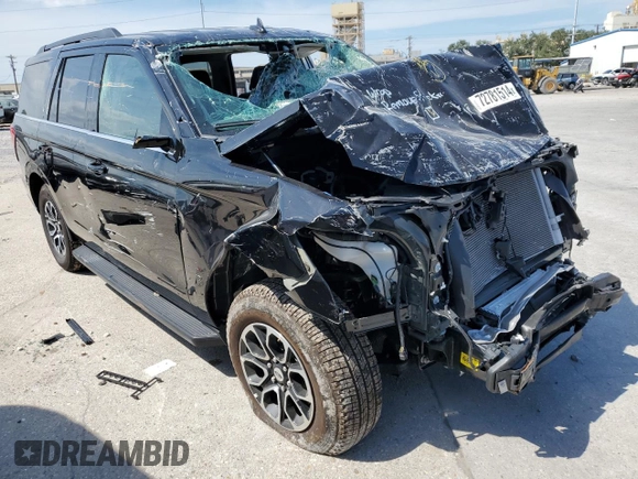 2024 Ford Expedition XLT with VIN 1FMJU1H84REA66331, listed as a Copart auction lot 72781514 with 0 mi miles and Salvage Title. Bid and sale history available at carsss.com. Image 4.