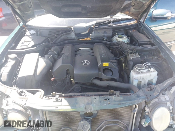 2002 Mercedes-Benz E-Class with VIN WDBJF65J92B458634, listed as a IAAI auction lot 41910356 with 1 mi miles. Bid and sale history available at carsss.com. Image 10.