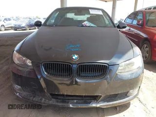 2009 BMW 3 Series 328i with VIN WBAWV13599P122821, listed as a IAAI auction lot 42036110 with 130,021 mi miles and . Bid and sale history available at carsss.com. Image 6.