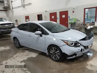 2023 Nissan Versa SV z VIN 3N1CN8EV2PL868227, wystawiony jako IAAI lot #41764135 z przebiegiem 21 978 mil mil oraz . Historia ofert i sprzedaży dostępna na DreamBid. Obrazek 1.