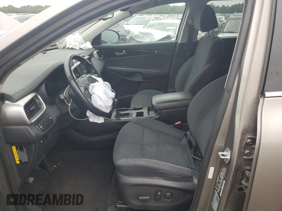 2018 Kia Sorento LX with VIN 5XYPGDA32JG408716, listed as a Copart auction lot 65111604 with 47,822 mi miles and Non Repairable. Bid and sale history available at carsss.com. Image 7.