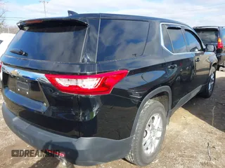 2020 Chevrolet Traverse LS with VIN 1GNEVFKW3LJ142005, listed as a IAAI auction lot 41668021 with 30,903 mi miles. Bid and sale history available at carsss.com. Image 4.